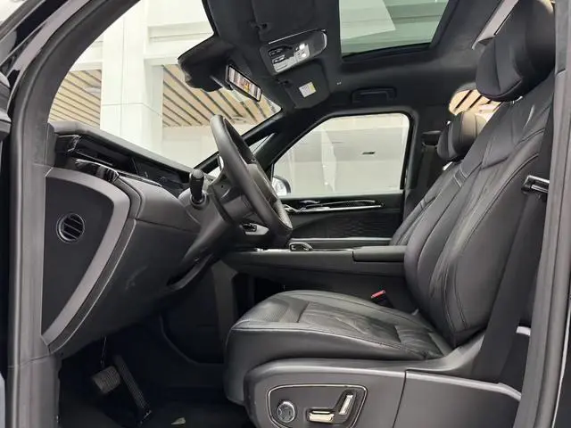 ZEEKR ZEEKR 009 Six-seater executive edition four-wheel drive 108kWh