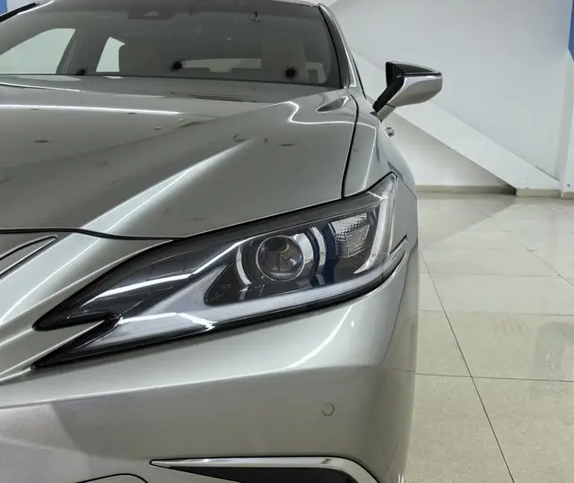 Lexus Lexus ES 200 Excellent Edition