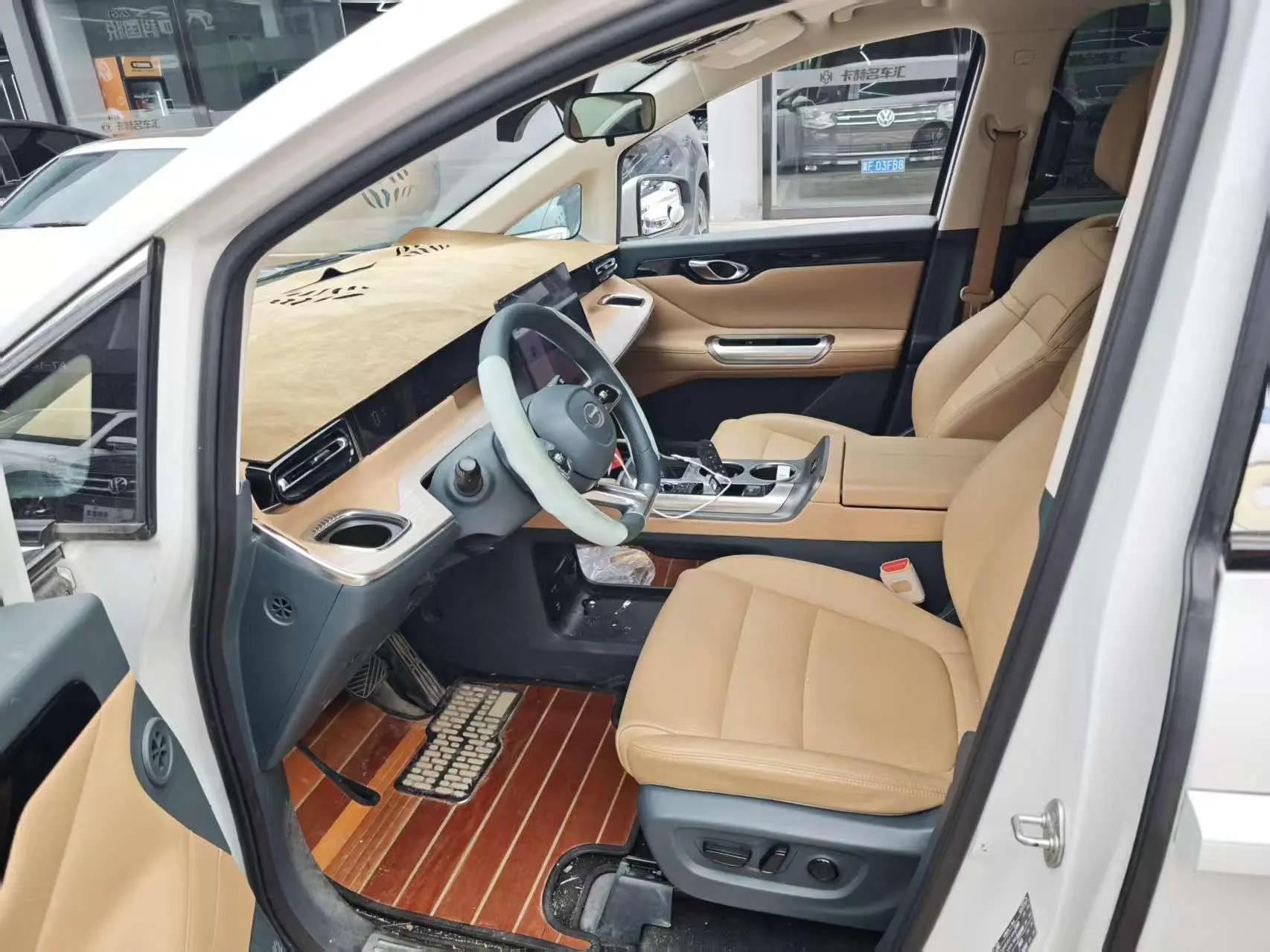 GAC Trumpchi E8 PHEV 2.0ATK 150km MAX+