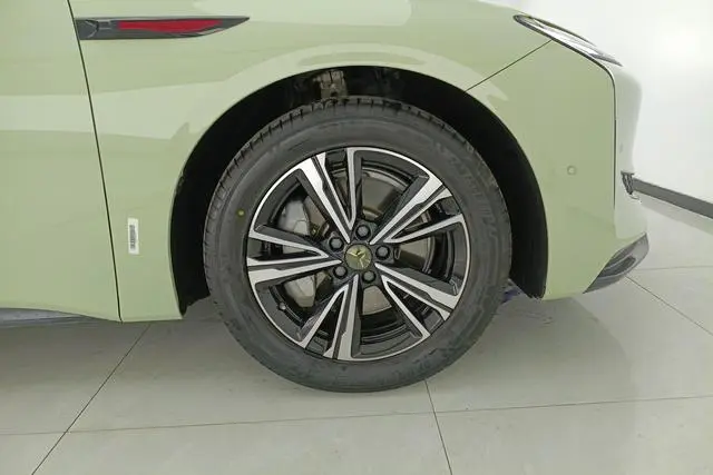 Hongqi Hongqi EH7 690 Pro