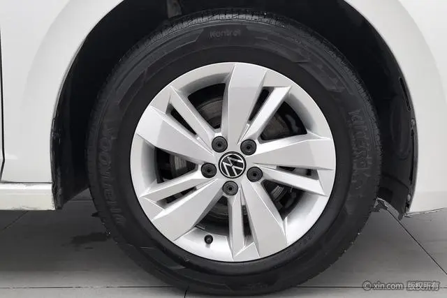 Volkswagen Polo Plus 1.5L Automatic Panoramic Enjoy Edition
