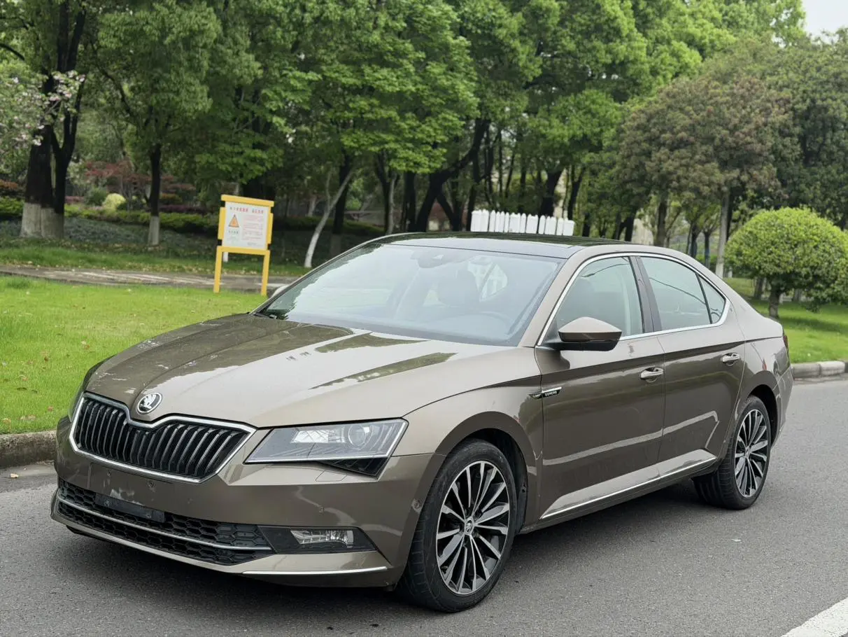 Skoda Speed pie ZI280 DSG Smart Edition
