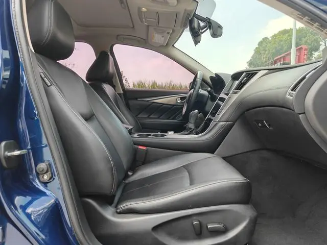 Infiniti Infiniti Q50L 2.0T Yixiang Edition Country VI