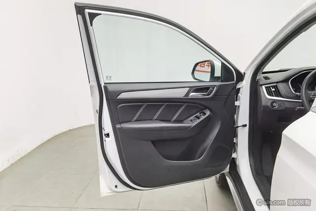 Roewe Roewe RX5 20T automatic 4G interconnection beyond the Ultimate version