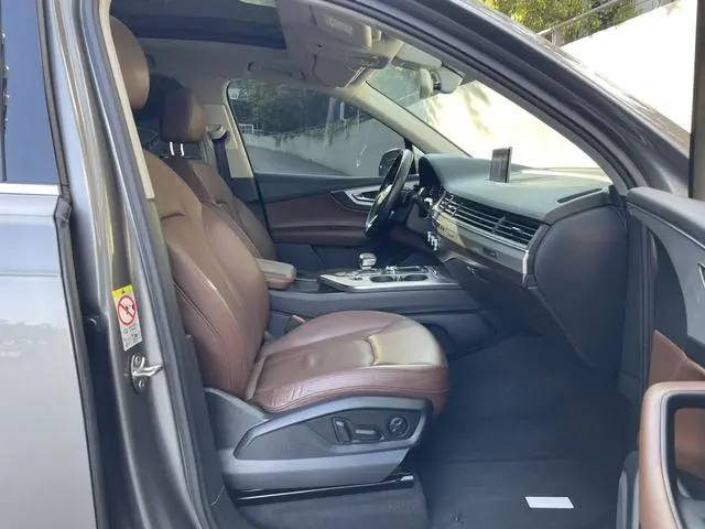 Audi Audi Q7 40 TFSI S line sporty