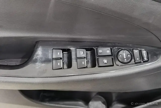Hyundai Tucson 280TGDi dual-clutch two-wheel drive fashion version of the country V