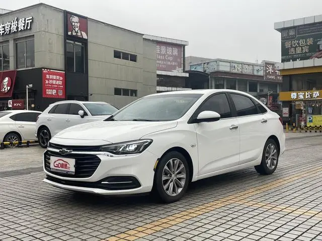 Chevrolet Cruze 320 automatic Enjoy Skylight version