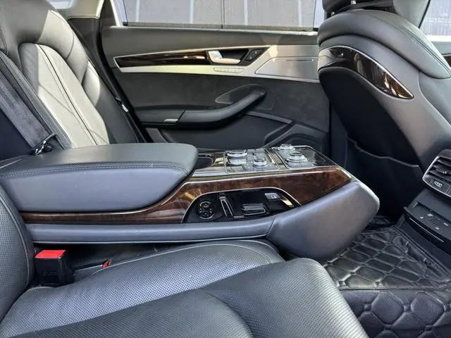 Audi Audi A8 A8L 45 TFSI quattro luxury
