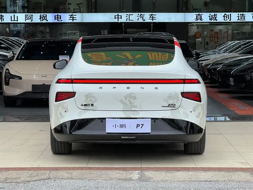 Xpeng Xiaopeng P7 562E Pengyi Performance Edition