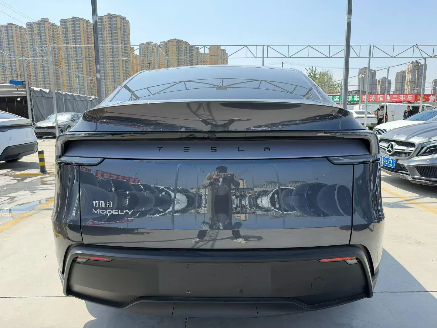 Tesla Model Y Rear-wheel drive version