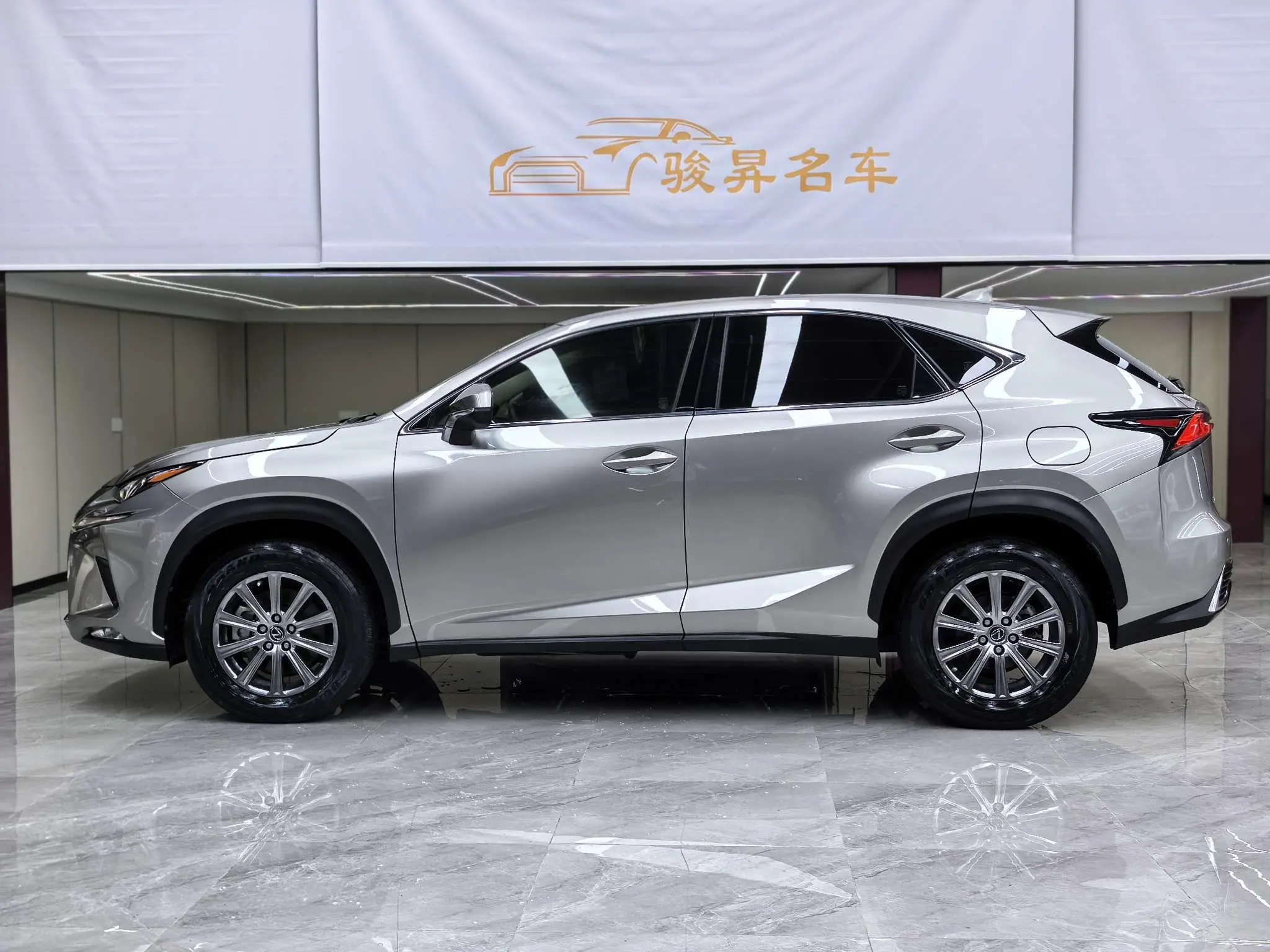 Lexus Lexus NX 200 front drive Front line version Country VI