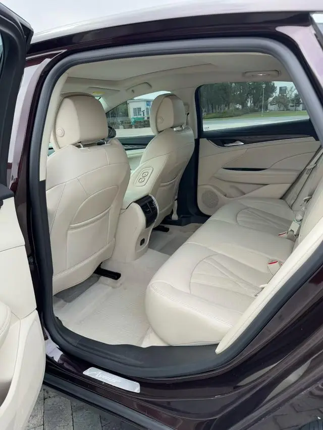 Buick Lacrosse Avenir first-come-first-served