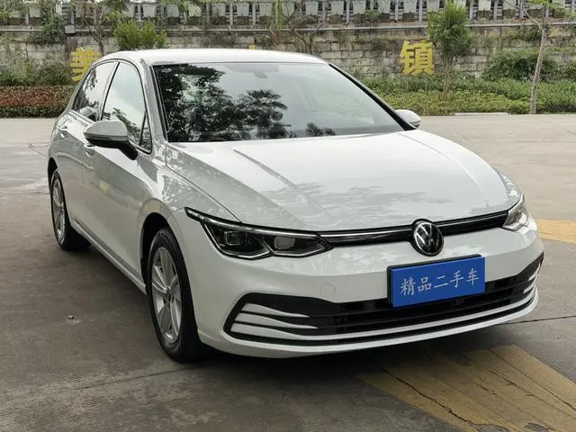 Volkswagen golf 200TSI DSG