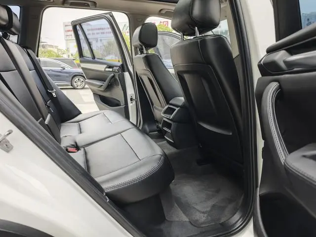 BMW BMW X3 (imported) sDrive20i