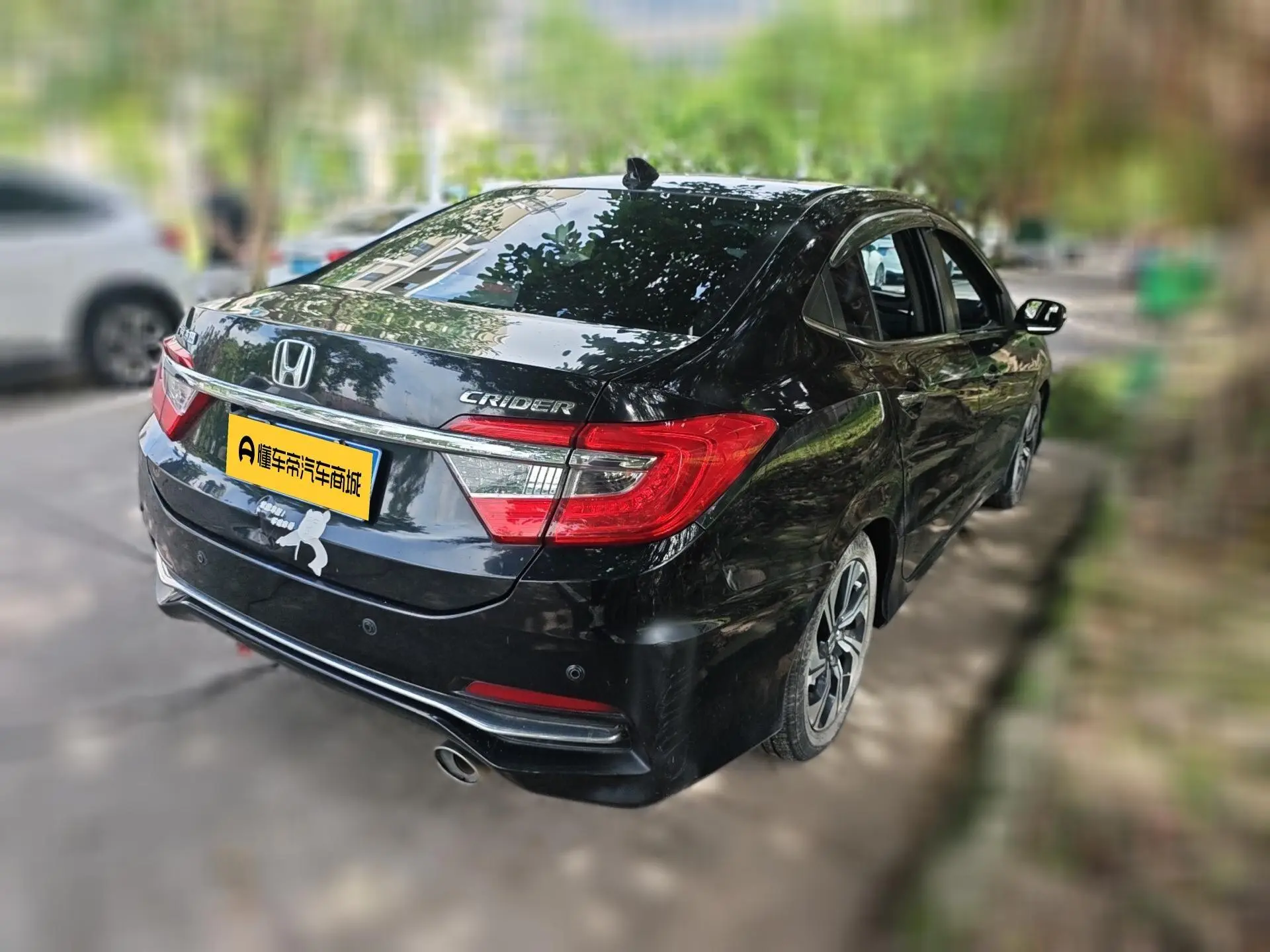 Honda Lingpai 1.8L CVT Deluxe Edition