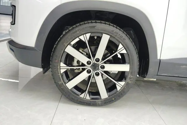 Geely Geely ICON 1.5TD Protagonist Version