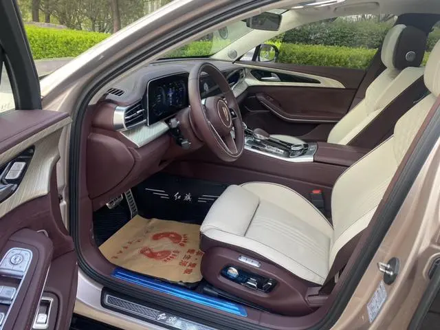 Hongqi Hongqi H9 3.0T Zhilian Qichang Version
