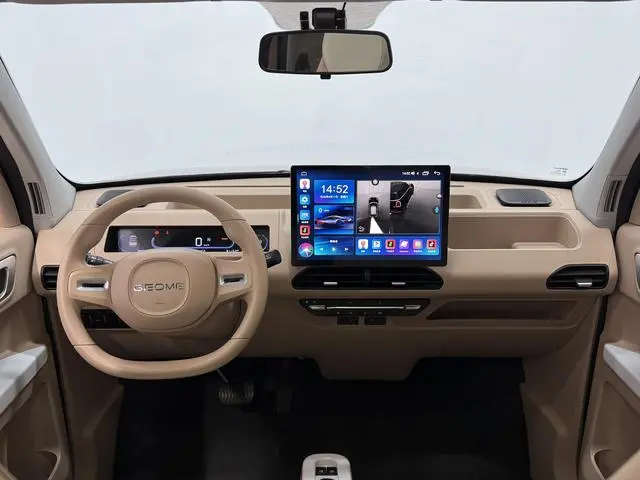 Geely Galaxy panda 200km panda mini smart bear