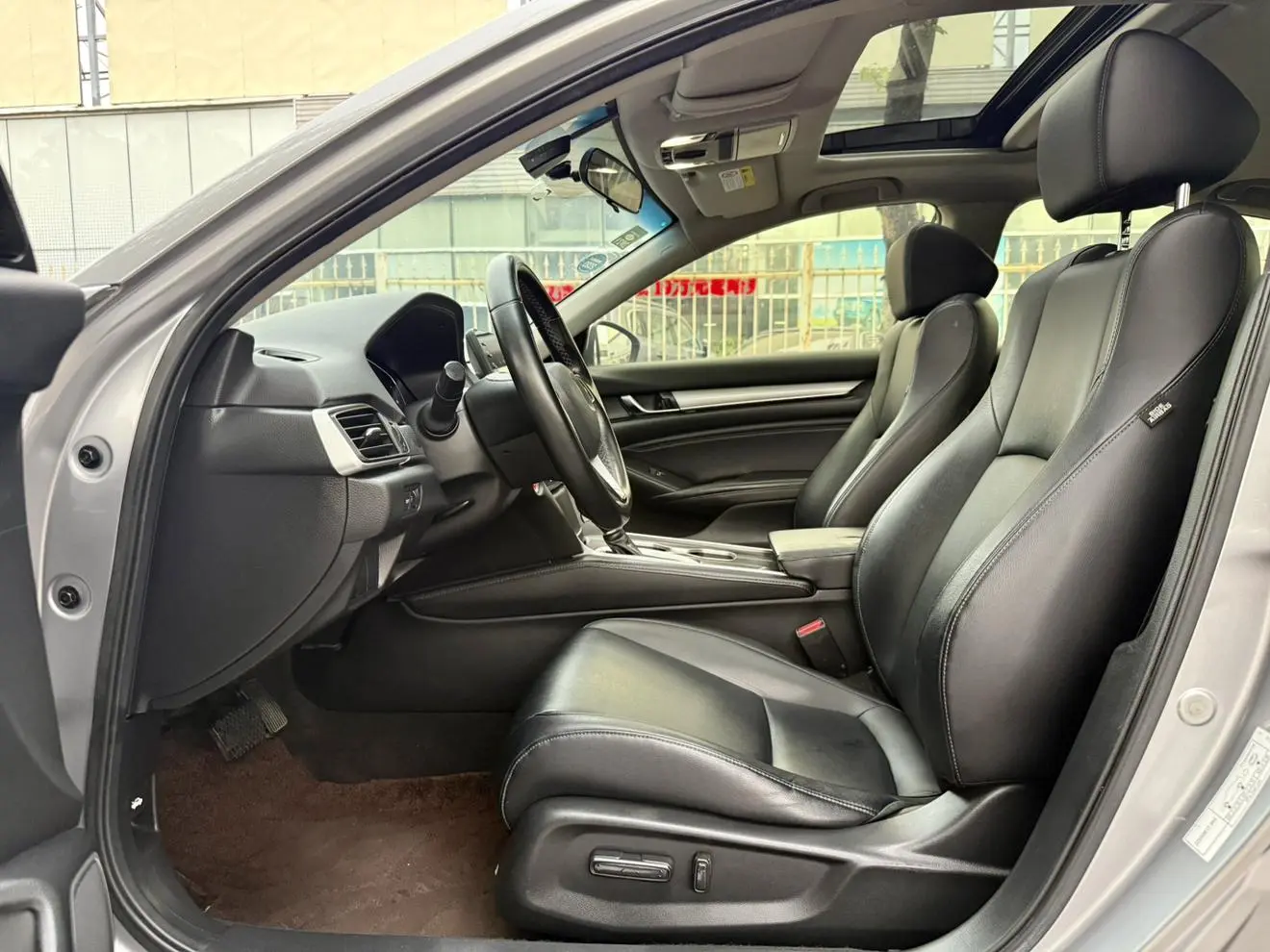 Honda Accord 260TURBO Elite Edition Country V
