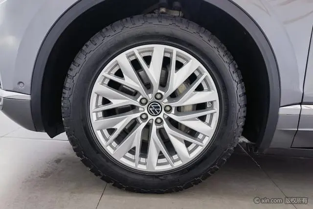 Volkswagen Touareg 2.0 TSI Ruiyi Edition Country VI