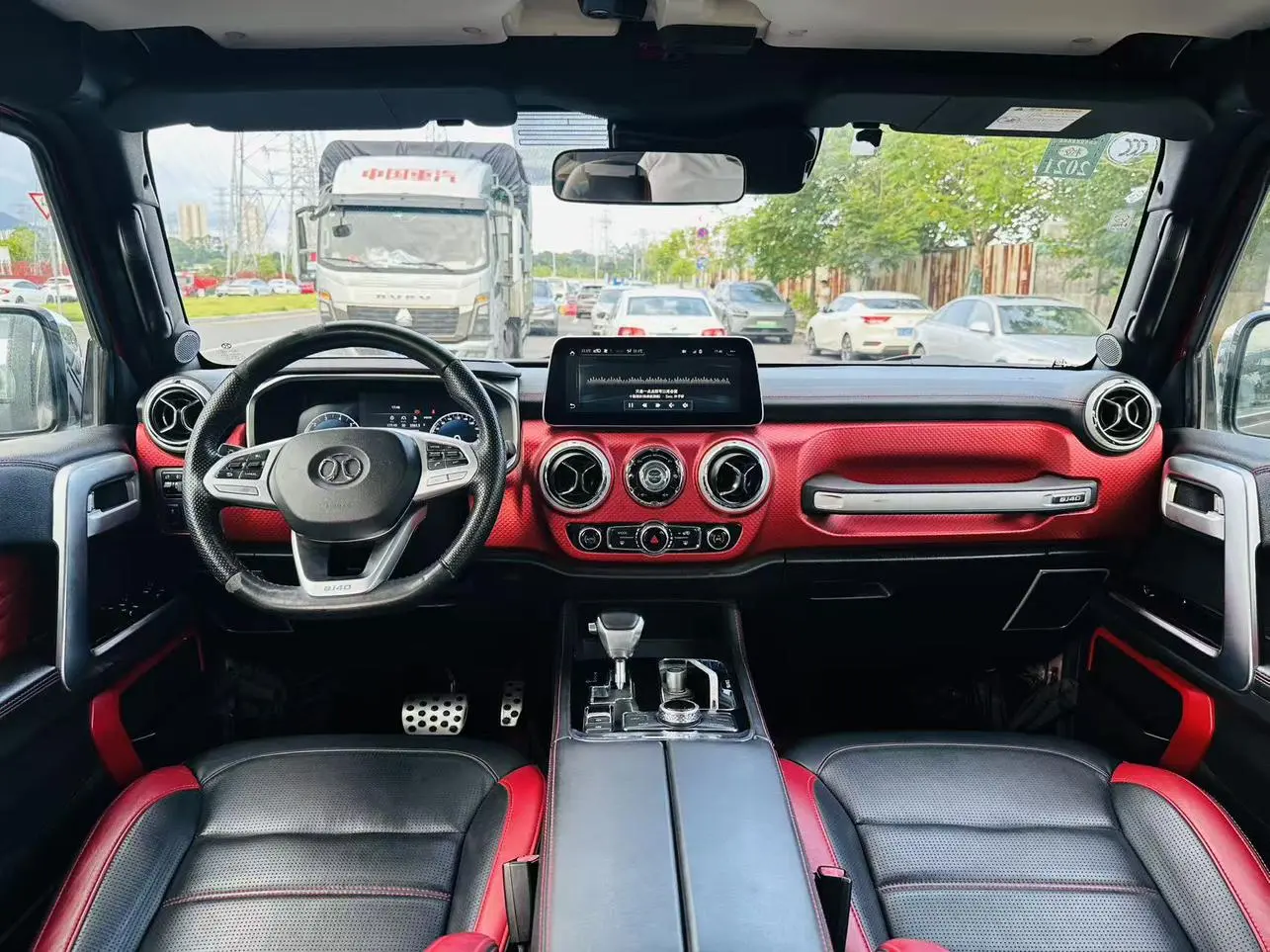 Beijing Beijing off-road BJ40 PLUS 2.3T automatic four-wheel drive exclusive edition Country VI