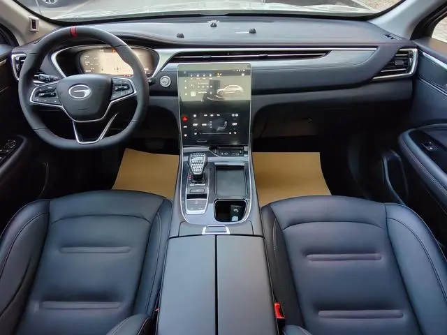 GAC Trumpchi GS4 PLUS 390T automatic Nebula version