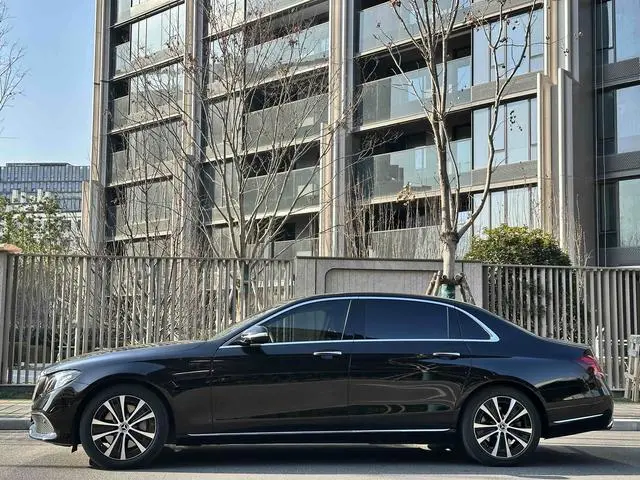 Mercedes-Benz Mercedes-Benz E-class PHEV E 300 e L
