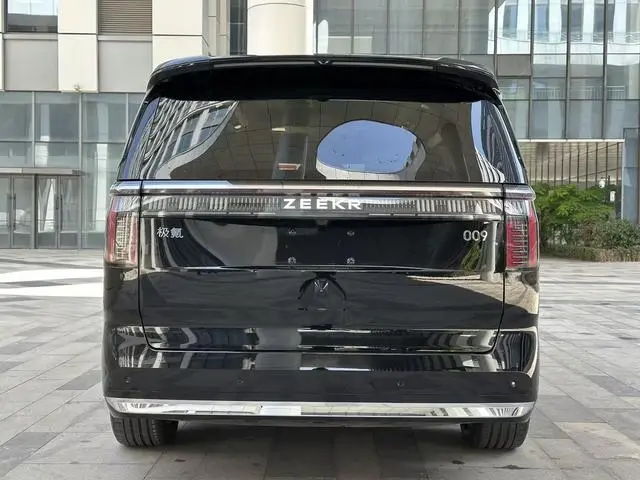 ZEEKR ZEEKR 009 Seven-seater aisle version four-wheel drive 108kWh