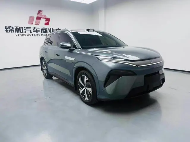 BYD Tang L DM DM-i 215KM two-wheel drive lidar flagship type