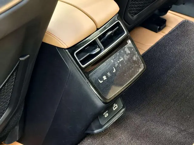 ZEEKR ZEEKR 001 Ultra-long battery life, dual-motor YOU version