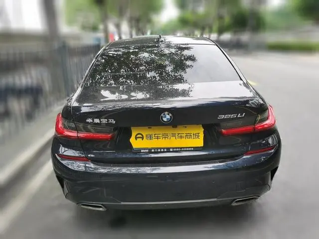 BMW BMW 3 Series Second facelift 325Li M sports suit