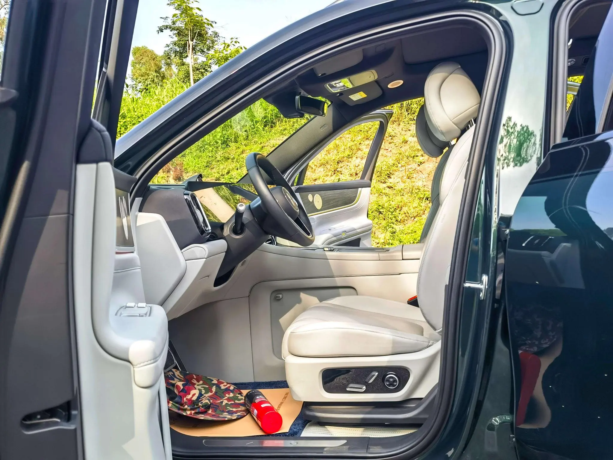 AITO Ask the world M9 Extended range Ultra six-seater version