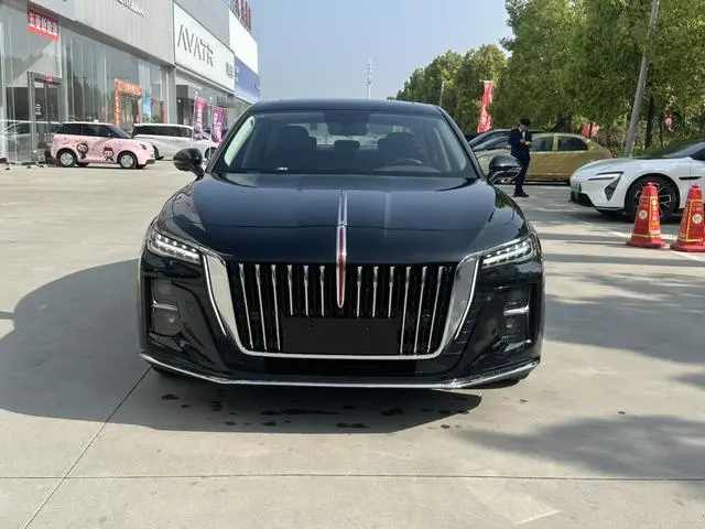Hongqi Hongqi H5 1.5T DCT Zhilian Flag Rhyme Version