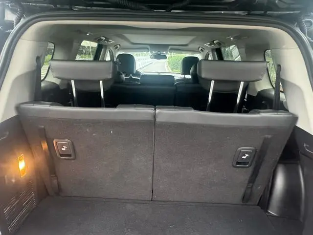 GAC Trumpchi GS8 320T two-wheel drive luxury Zhilian Edition 7 seats