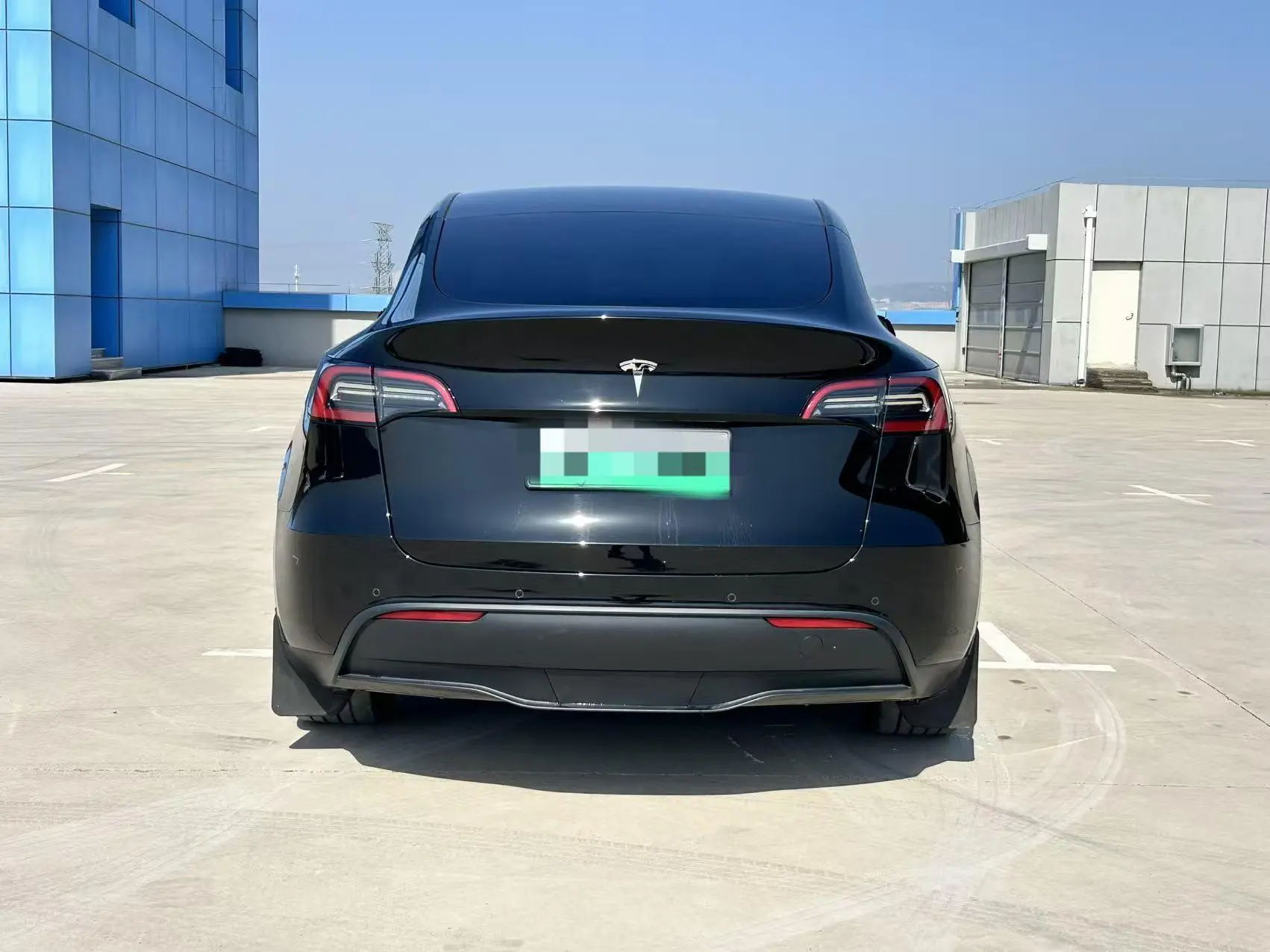 Tesla Model Y Facelifted rear-wheel drive version