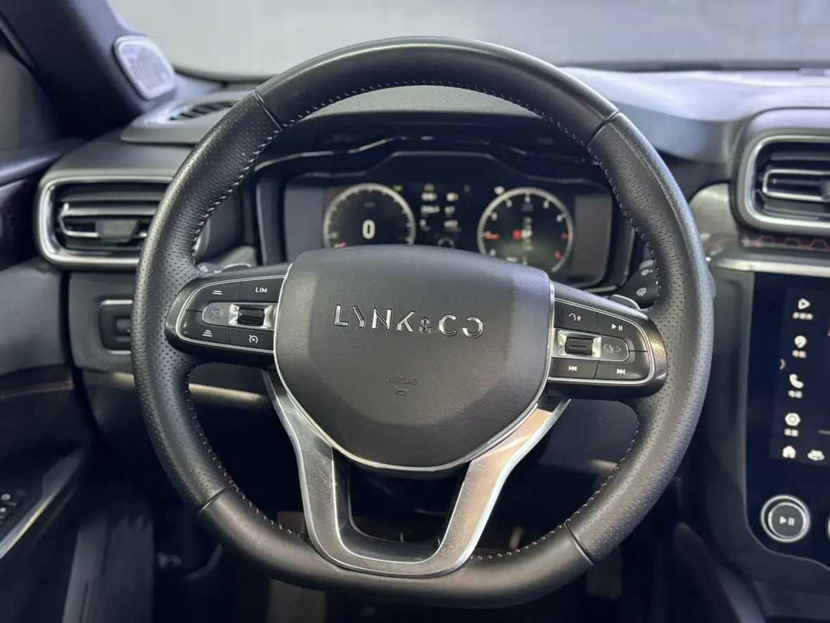 LYNK & CO Lynk 03 1.5TD DCT Jin Pro Version