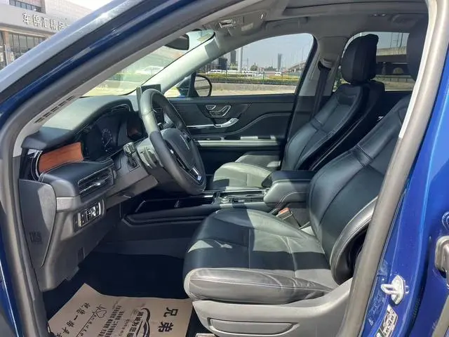 Lincoln Adventurer 2.0T two-wheel drive Zunya edition
