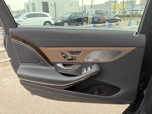 Mercedes-Benz Maybach S-class S 400 4MATIC