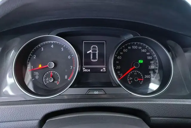 Volkswagen golf 200TSI DSG Comfort Aggressive Version