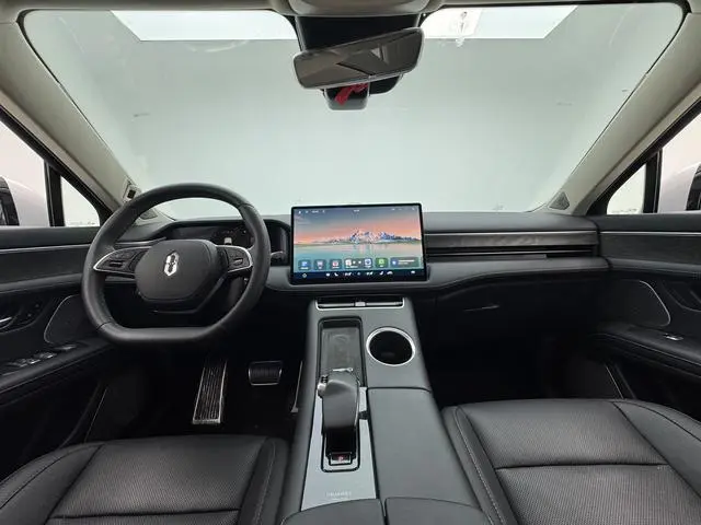 AITO Ask the world M5 Extended range four-wheel drive performance version