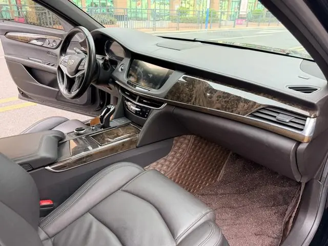 Cadillac Cadillac CT6 28T luxury