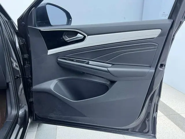 Jetta Jetta VS5 280TSI Automatic Enjoy Edition