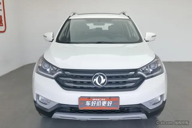 Dongfeng Fengshen Dongfeng Fengshen AX7 2.0L automatic Zhiyi type
