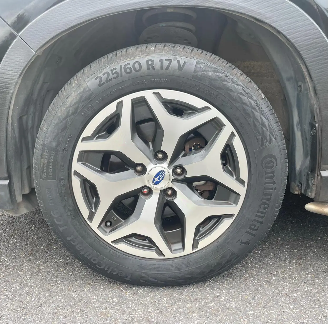 Subaru FORESTER Forester 2.0i Deluxe Edition EyeSight
