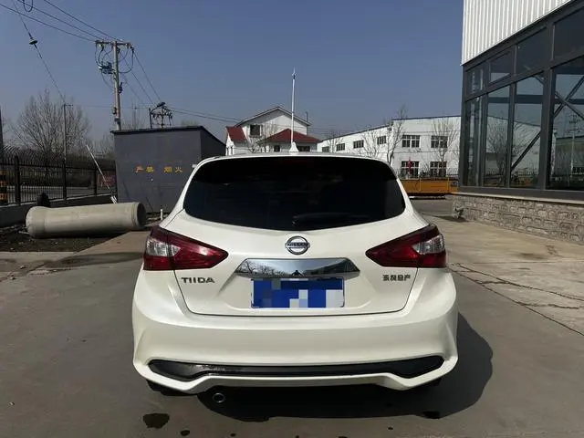Nissan TIIDA 1.6L CVT Smart Travel Edition