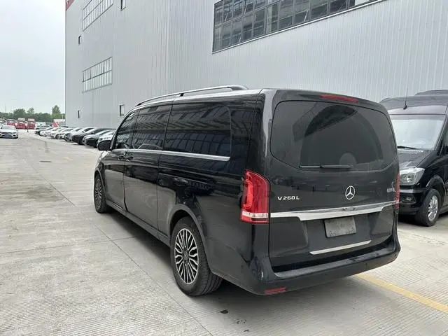 Mercedes-Benz Mercedes-Benz V-class V 260 L Premium Extended Version