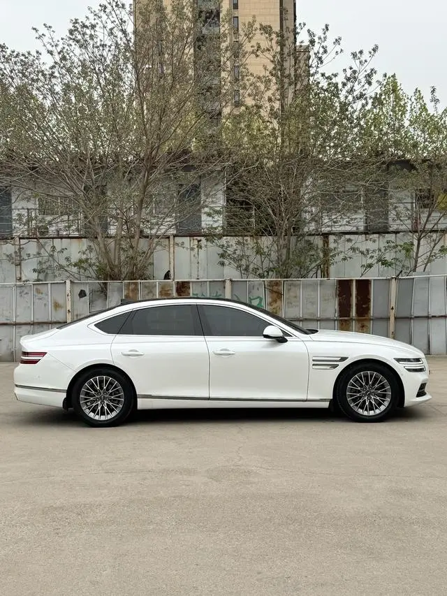 GENESIS Genisys G80 2.5T two-wheel drive Deluxe edition