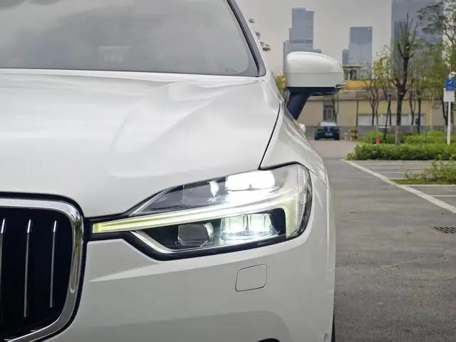 Volvo Volvo XC60 PHEV T8 E-drive Hybrid Zhizun Deluxe Edition Country V