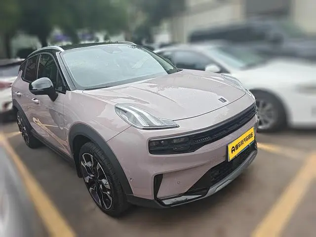 LYNK & CO Lynk 06 1.5T Shero Pink Special Edition