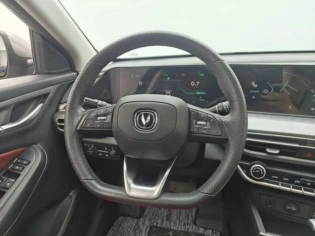 Changan Yidong PLUS Blue Whale NE 1.4T GDI DCT Flagship